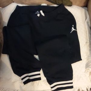 Youth xxl air Jordan sweatpants